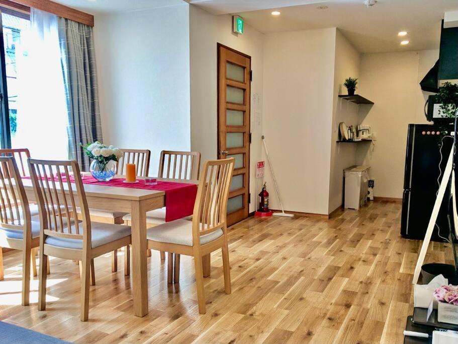 Grato Terrace Villa โตเกียว ภายนอก รูปภาพ